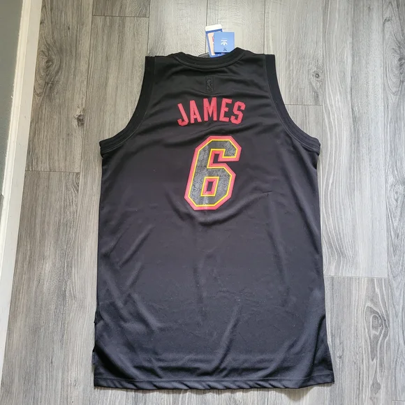 Adidas Black Heat Jersey Lebron James - Picture 2 of 6